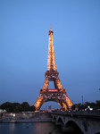 SX18680 Sparkling Eiffel tower at dusk.jpg